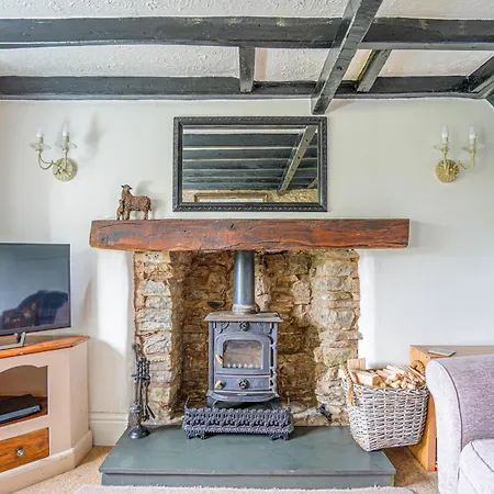 Cosy Cottage In Rural Culmington, Ludlow Exterior photo
